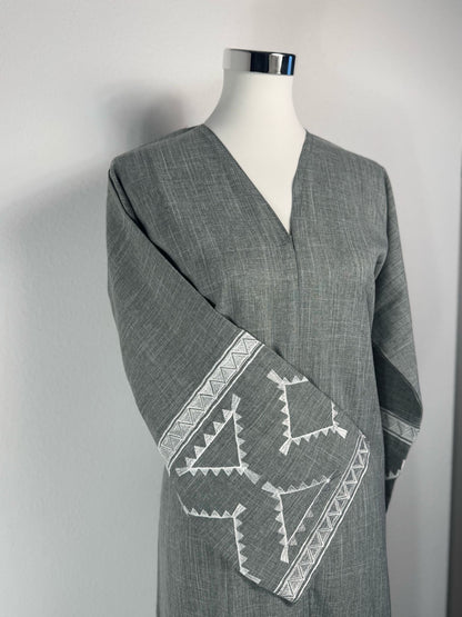 Abaya Dubai Luxe Grise brodée – photo 5